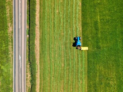 tractor road infrastruture